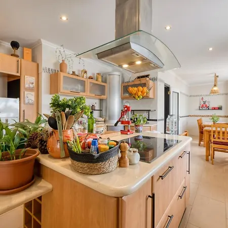 Πανσιόν Pillows 3*