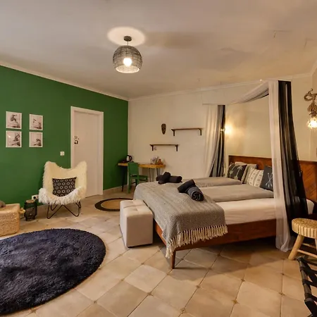 Pillows 3* Peniche