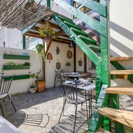 Πανσιόν Pillows