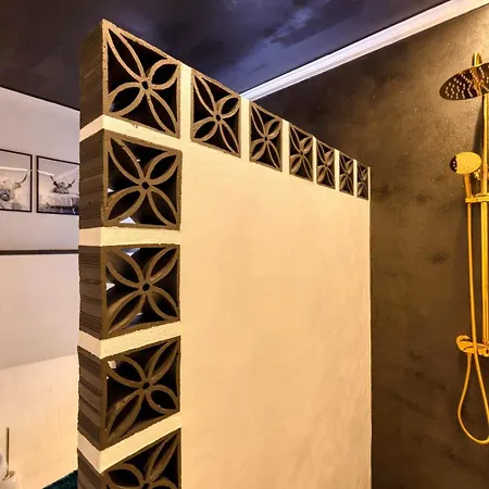 Πανσιόν Pillows 3*